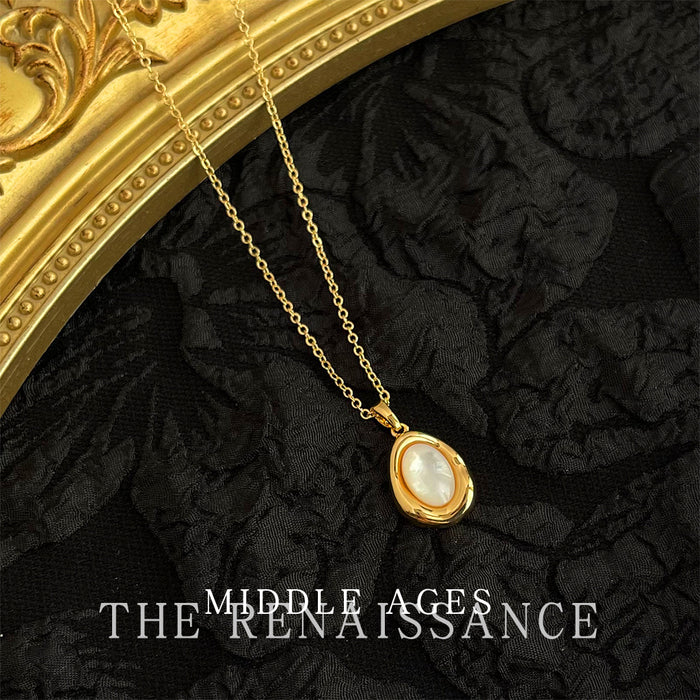 Wholesale Shell necklace, butterfly collarbone chain, vintage high-end accessory