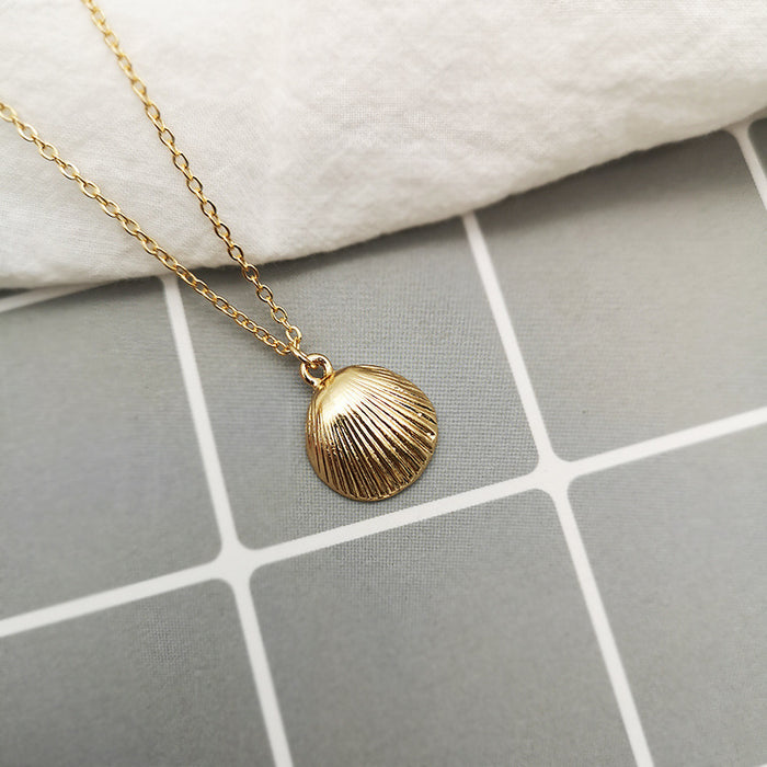 Wholesale Alloy Shell Necklace Exaggerated Personalized Jewelry