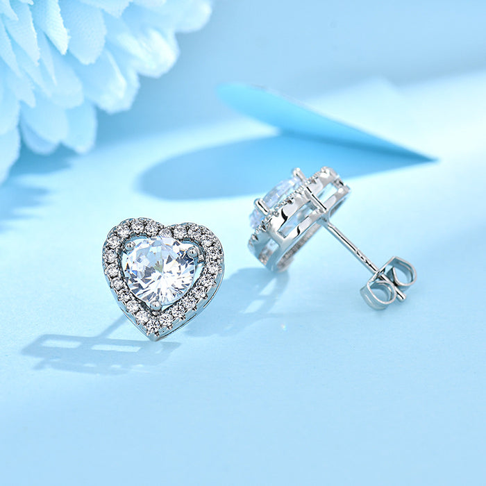 Wholesale Love earrings, light luxury temperament, heart-shaped earrings