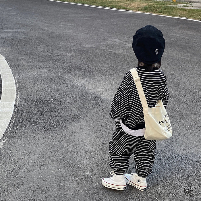 Wholesale Crossbody bag, large capacity outdoor snack bag, simple letter canvas shoulder bag