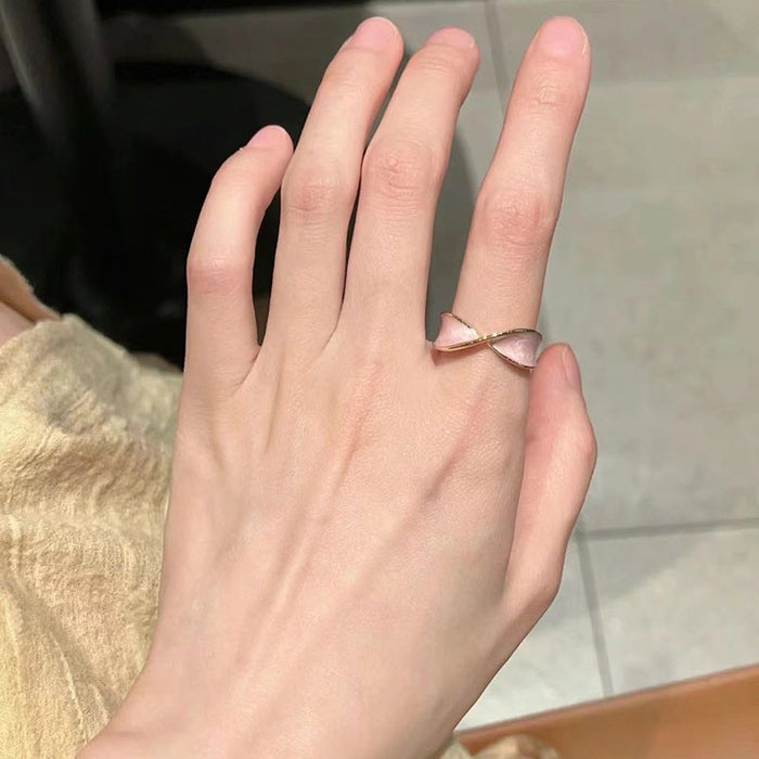 Wholesale Light luxury ring, high-end feel, open index finger ring, unique and niche ring