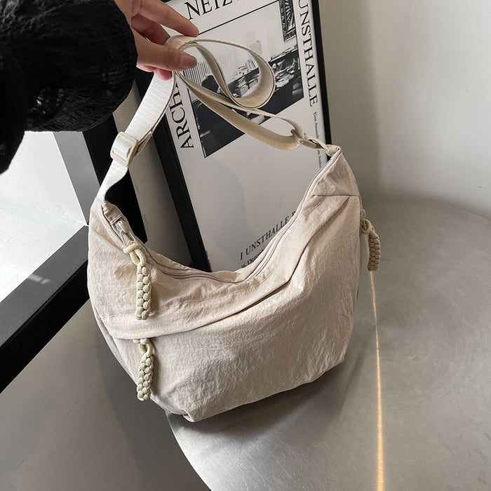 Wholesale Fashionable crossbody bag, simple and large capacity shoulder bag, high-end commuting experience