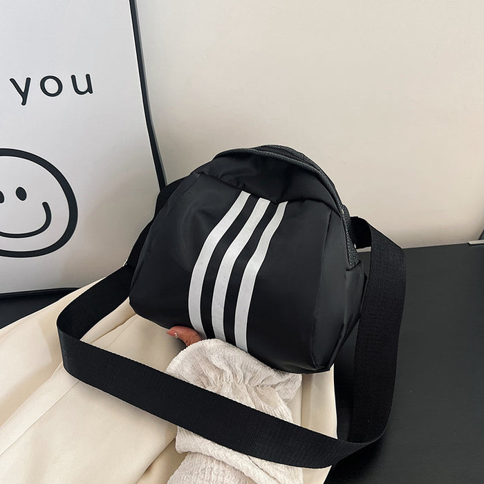 Wholesale Single-shoulder crossbody bag for little girls,  mobile phone and makeup,  large capacity,  commuting,  stylish,  small handbag