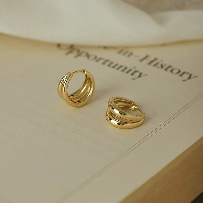 Wholesale Cold style double-layer plain ring earrings for women, niche design, mini circle double ring C-shaped ear buckle, daily commuting earrings