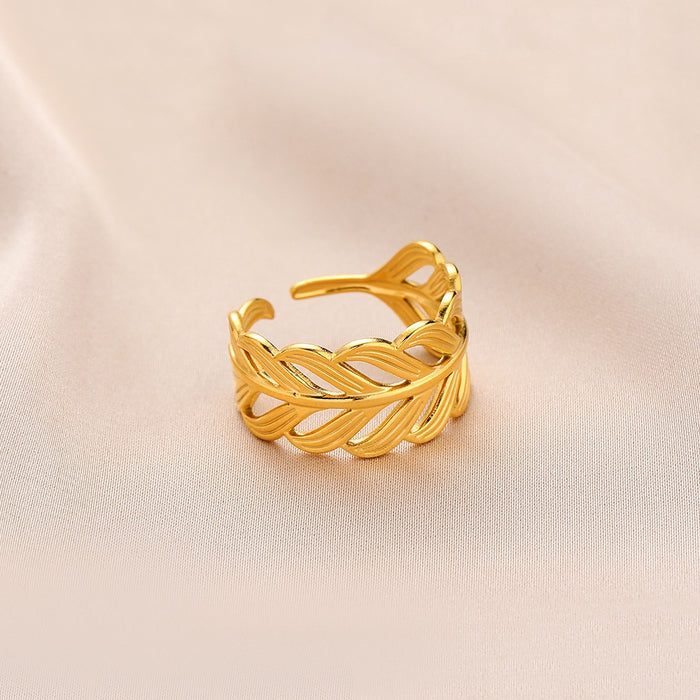 Wholesale Fashionable and personalized adjustable heart-shaped stainless steel open ring with simple design