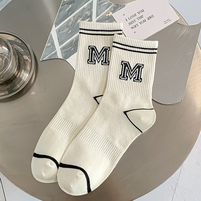 Wholesale Black and white striped socks, mid tube socks with letters on the outside, trendy socks, minimalist sports style long socks
