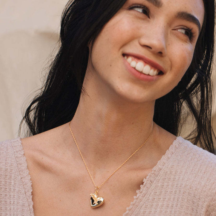 Wholesale Openable heart-shaped locket necklace