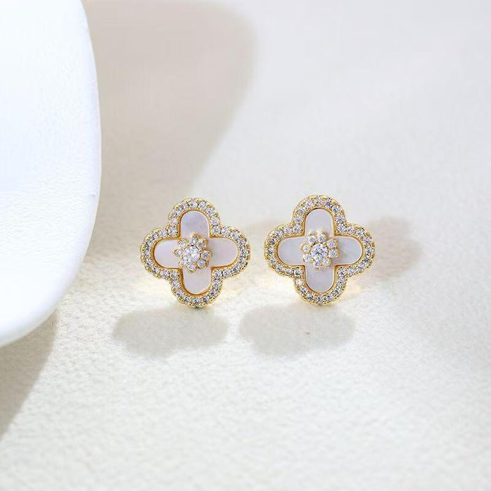 Wholesale Pink four-leaf clover necklace,  earrings,  and bracelet
