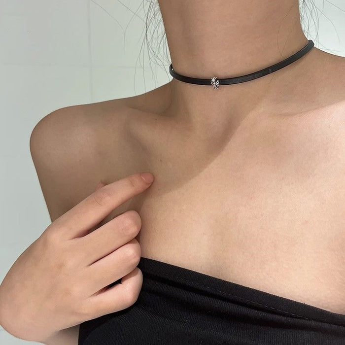 Wholesale Punk style casual black leather cross