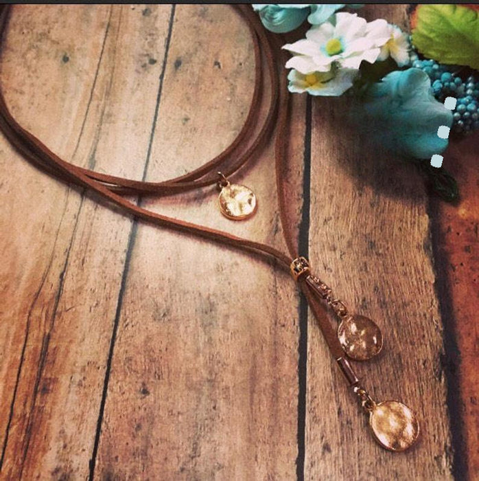 Wholesale Jewelry simple and fashionable velvet strap self-adjusting round pendant necklace necklace necklace