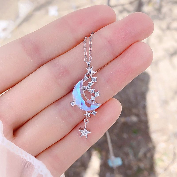 Wholesale Cold Style Female Niche Butterfly Clavicle Chain Pendant