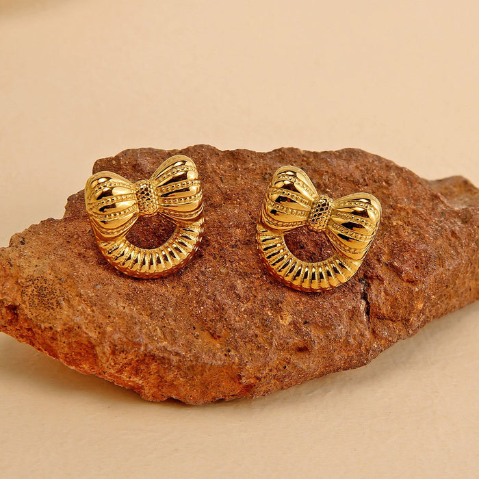 Wholesale Original design, high-end stainless steel bow earrings, trendy and personalized bow tie earrings