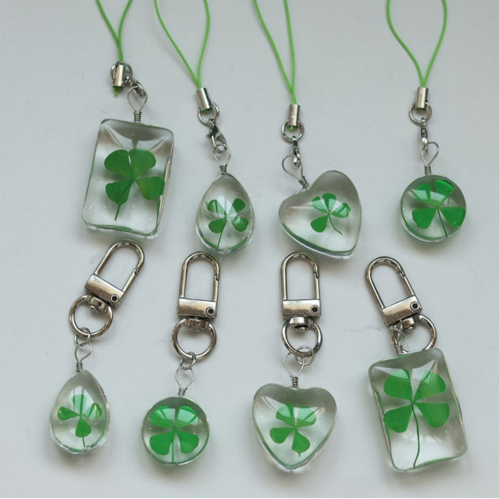 Wholesale leaf clover  keychain