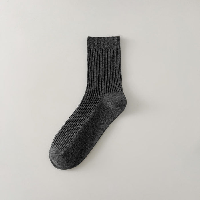 Wholesale Solid color men's socks, fashionable mid tube socks, breathable, sweat absorbing, comfortable cotton socks