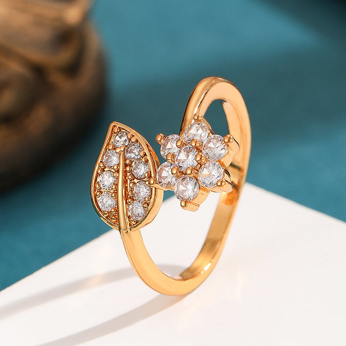 Wholesale Fashion ring, niche leaf flower jewelry, high-end accessories, open mouth ring