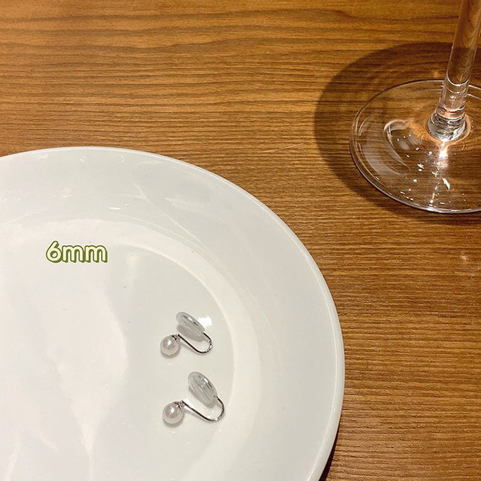 Wholesale Pearl stud earrings, retro ear clips for women without pierced ears