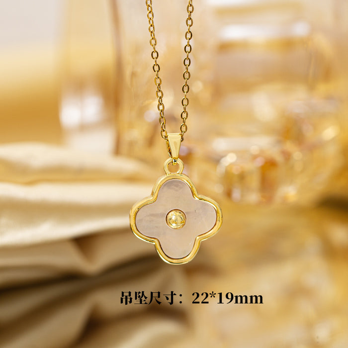 Wholesale Four-Leaf Clover Necklace Women' s Micro-Inlaid Gold Electroplated Pendant