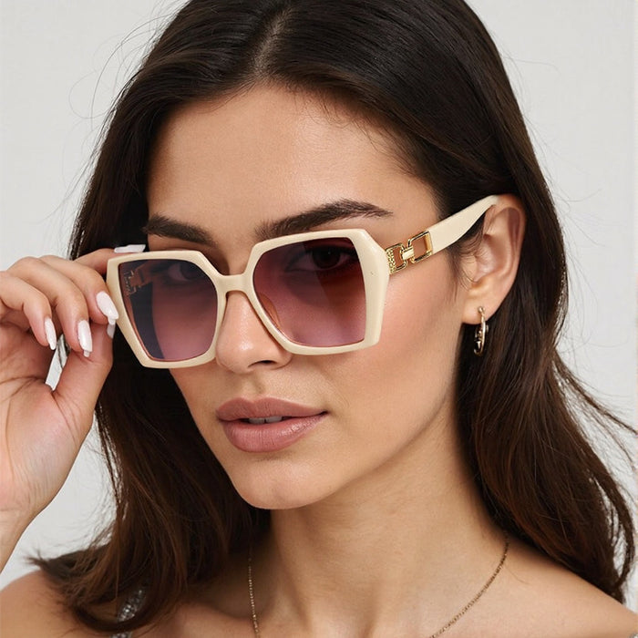 Wholesale New minimalist casual style square frame sunglasses wholesale for daily commuting, driving, travel, outdoor wear