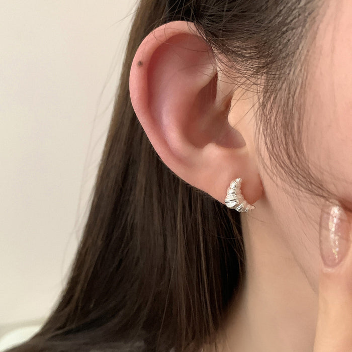 Wholesale Asymmetric earrings, new style, simple, light luxury, niche, versatile, daily earrings for women