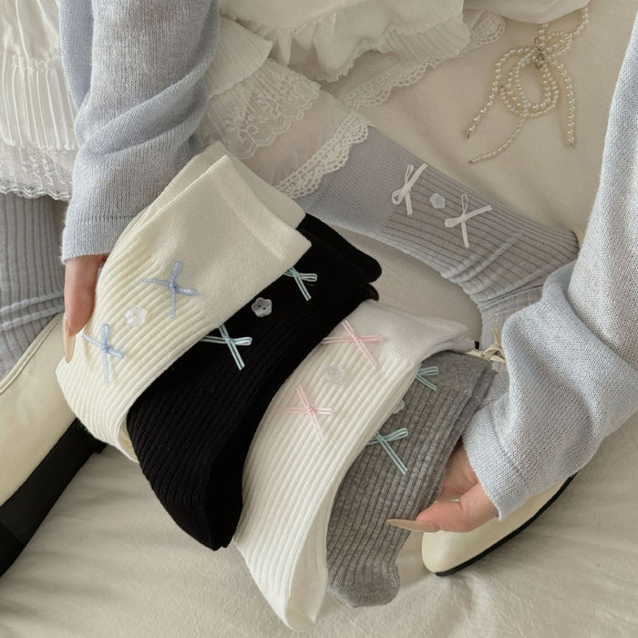 Wholesale Bow tie socks, long tube pile socks