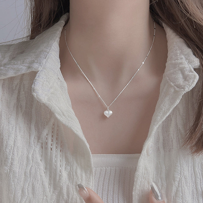 Wholesale Love necklace, fashionable, simple, niche design, temperament, collarbone chain