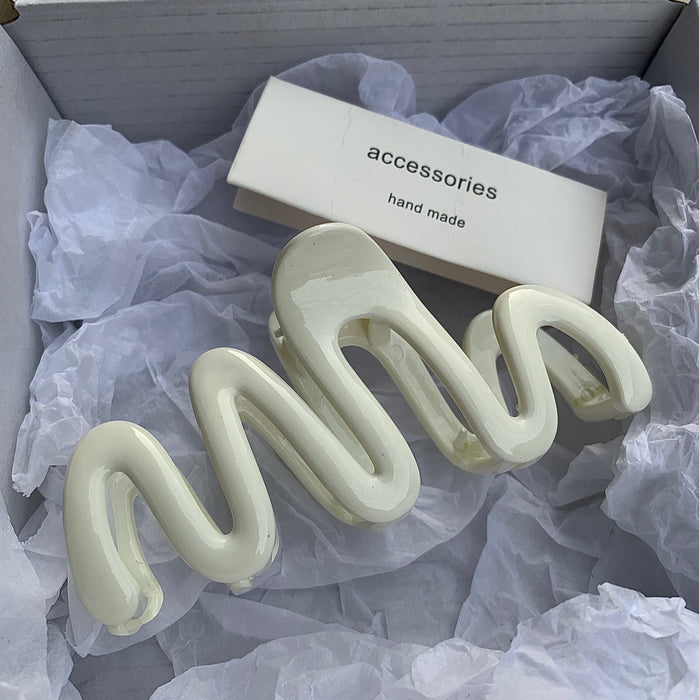 Wholesale Small niche design wave grip clip, back of head hair grip, disc hair clip, shark