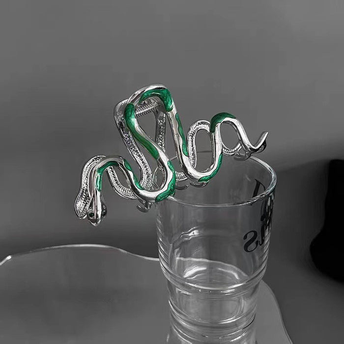 Wholesale Curved Green Snake-Shaped Grabber Female Summer Design Niche Hairpin Back of the Head Shark Clip