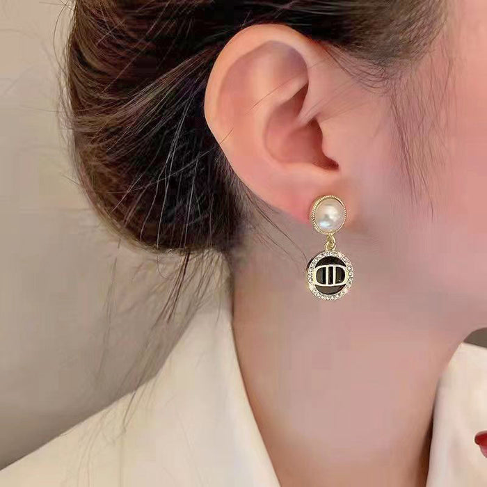 Wholesale Vintage Pearl Diamond Letter Stud Earrings JDC-ES-YuHang014