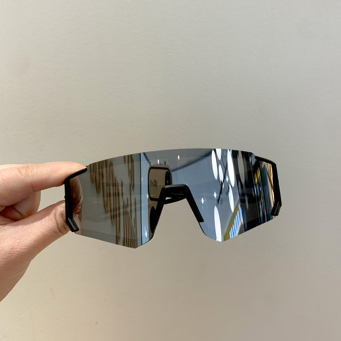 Wholesale Children's sports sunglasses, large frame skiing goggles, riding windproof glasses, boys' UV resistant cool sunglasses