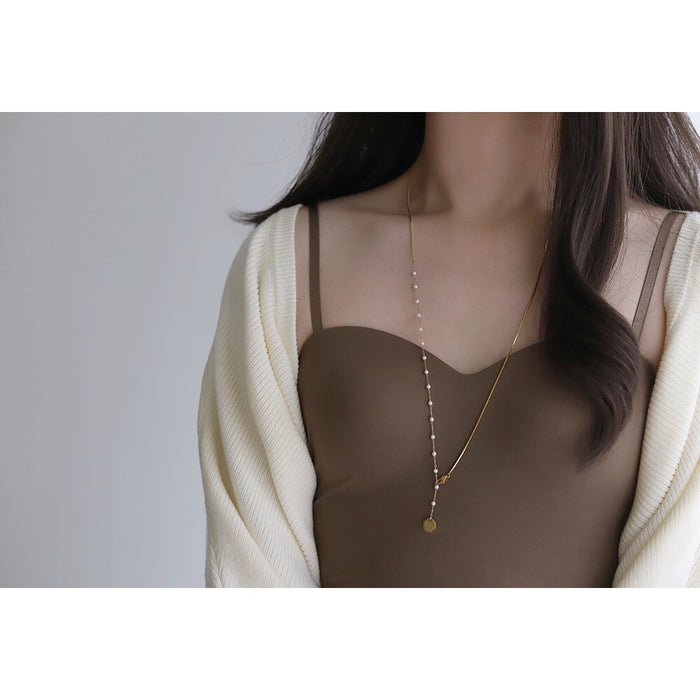 Wholesale Two pairs of romantic double-layer pearl necklaces, stacked collarbone chains, sweater chains, small, fresh, and high-end feel