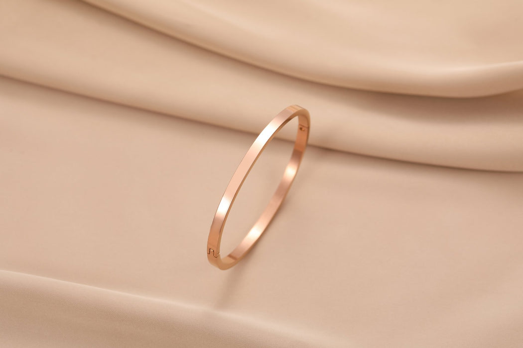 Wholesale Titanium steel bracelet, stainless steel bracelet, smooth surface, plain circle, couple's bracelet chain, trendy