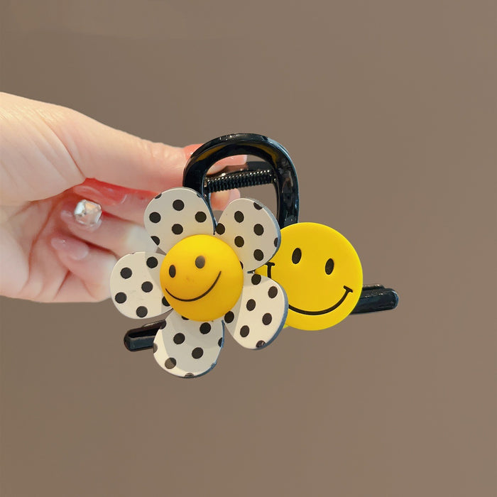 Wholesale Cute smiley face clip with high-end feel, heart-shaped hair clip at the back of the head