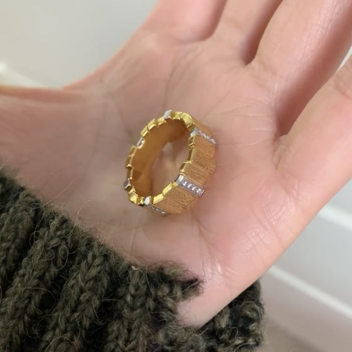 Wholesale Vintage brushed ring with irregular folding and niche design, index finger ring