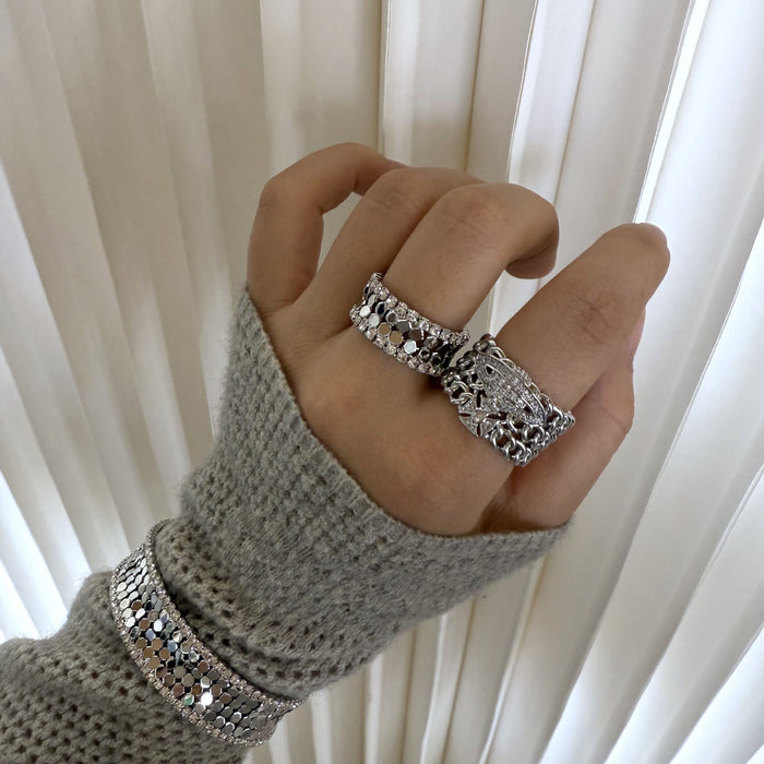 Wholesale  Diamond-encrusted All-match  Saturn Open Index Finger Ring for Women