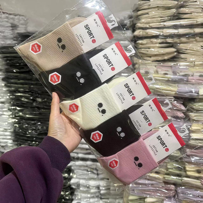 Wholesale Sports socks, mid length socks, trendy long socks for wearing