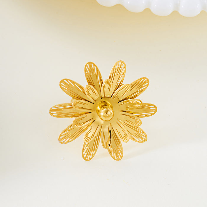 Wholesale Flower Retro Antique Stainless Steel Hollow Ring Personality New Ring