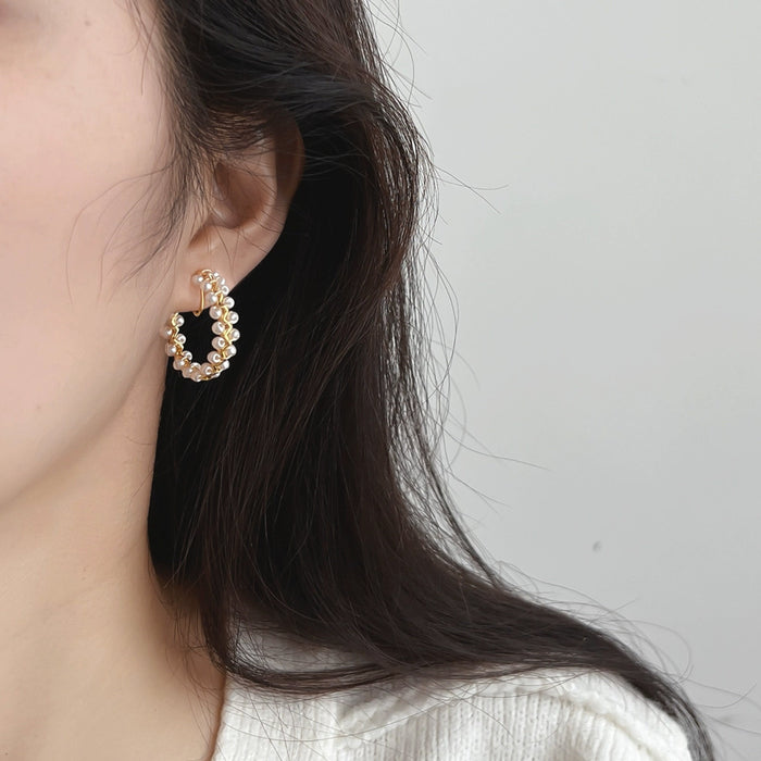 Wholesale High end retro pearl earrings with versatile temperament, earrings without ear holes, ear clips, and earrings