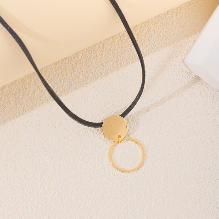 Wholesale Exaggerated circle pendant fashion alloy versatile necklace niche rope chain geometric necklace