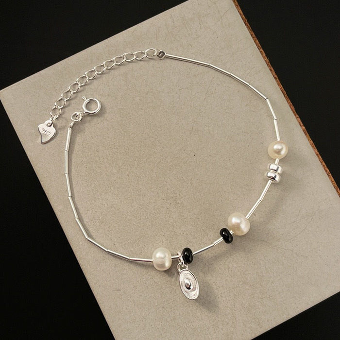 Wholesale Small scale bracelet design with high-end feel, light luxury and versatile new product accessories