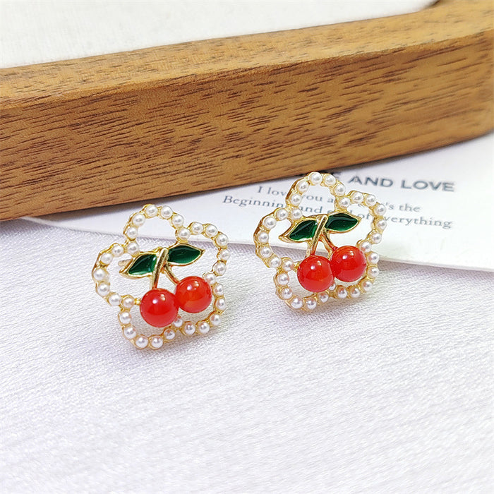 Wholesale Flower earrings with exquisite design and pearl earrings