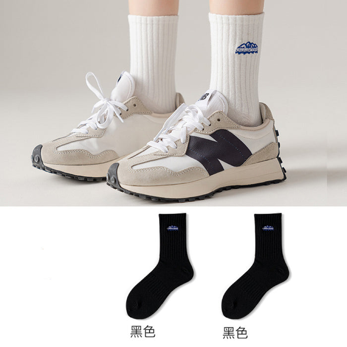 Wholesale Embroidered socks with versatile thick thread