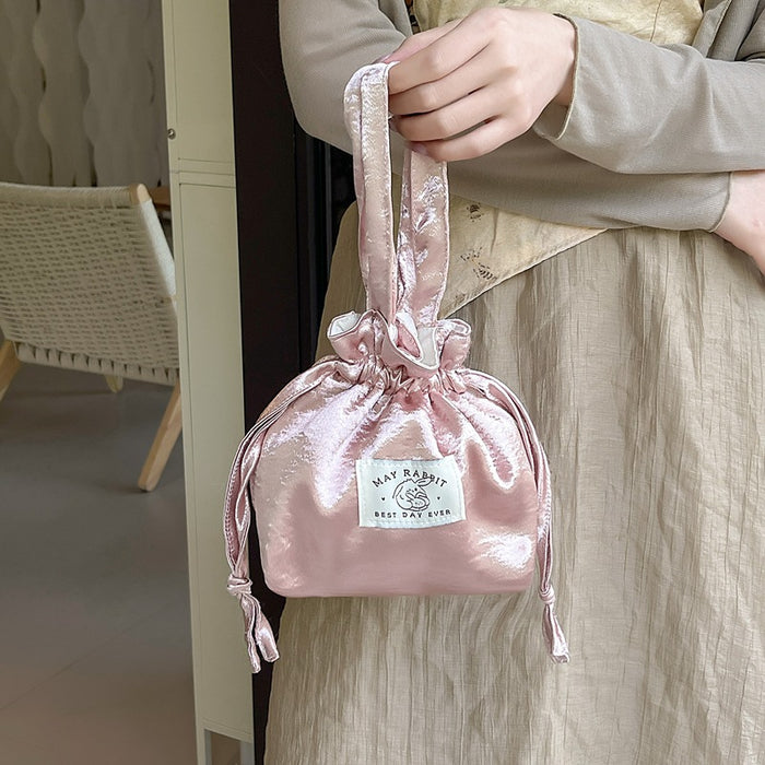 Wholesale Retro drawstring handbag with elegant style, drawstring handle, canvas bag, jewelry storage bag