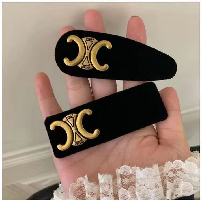 Wholesale Black Velvet Headband for Women Retro Wide-brimmed Hairband High Top Hairpin Headdress JDC-HC-MY008