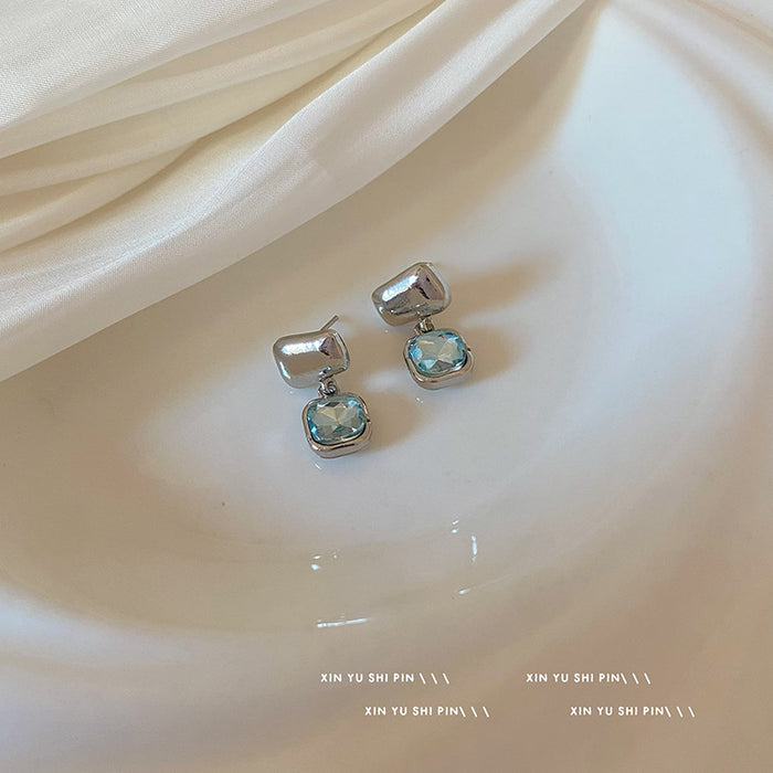 Wholesale Square geometric imitation crystal earrings, niche, exquisite, light luxury, high-end, versatile earrings