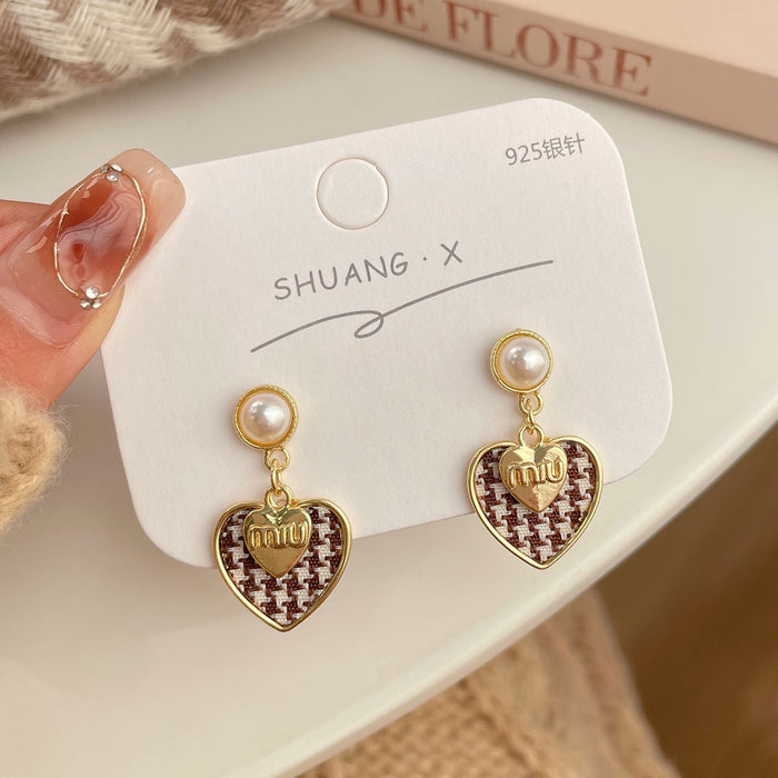 Wholesale Butterfly Combined with Gold Plaid Love Fabric Earrings JDC-ES-Shuangx010