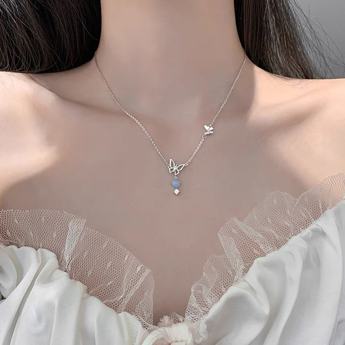 Wholesale Minimally designed moonstone butterfly tassel pendant, niche design necklace, collarbone chain