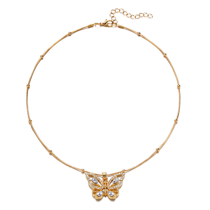 Wholesale New jewelry, fashionable alloy pendant, niche, exaggerated diamond inlaid butterfly necklace