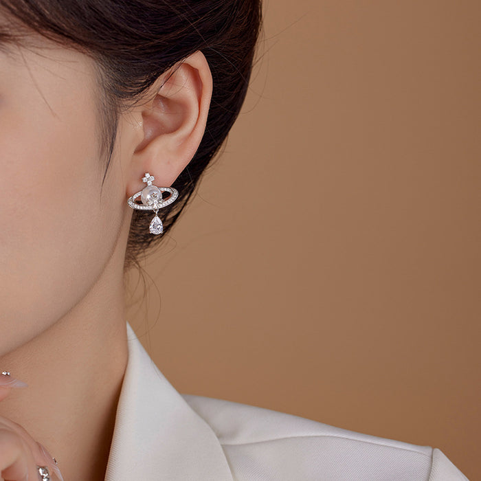 Wholesale Four leaf clover pearl earrings for women, niche, simple, fashionable, versatile, tassel zircon earrings, universal and personalized earrings