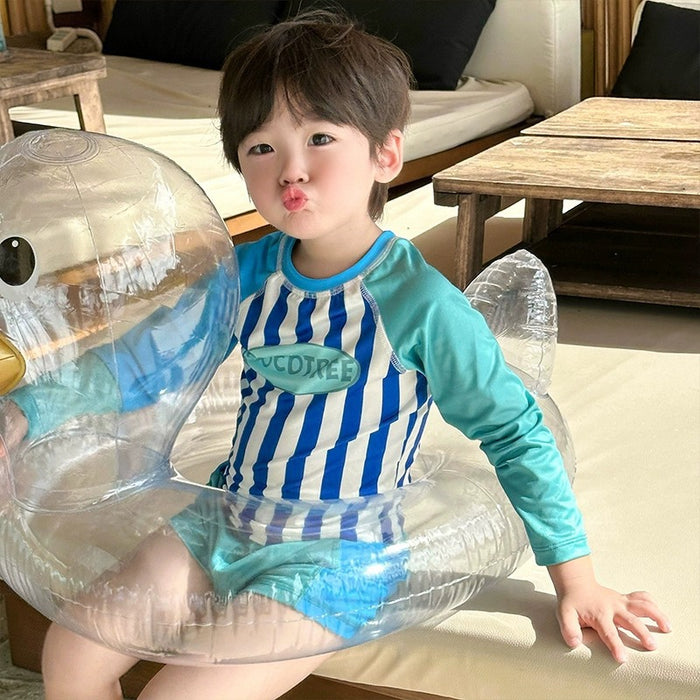 Wholesale New children's split long sleeved sunscreen swimsuit beach vacation set
