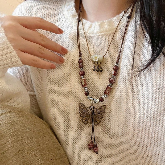 Wholesale Vintage butterfly bead collarbone chain necklace